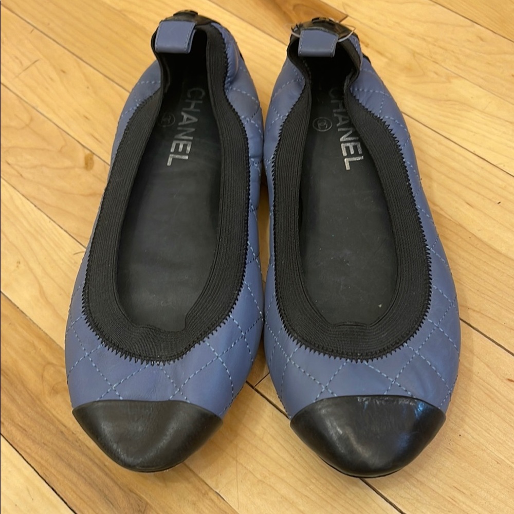 Chanel Women's Blue and Black Quilted Ballet Flats